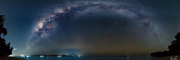 Milkyway Arch over Manado Tua 04-10-2022_